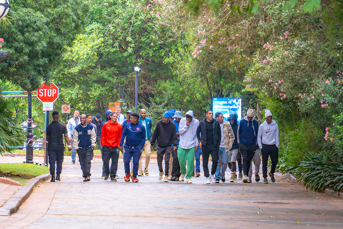 2025-automechanika-jhb_588people-061People-061