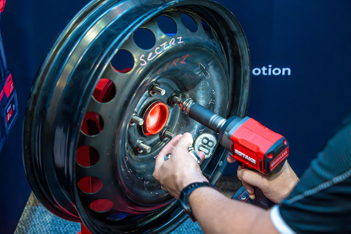 2025-automechanika-jhb_622people-095People-095