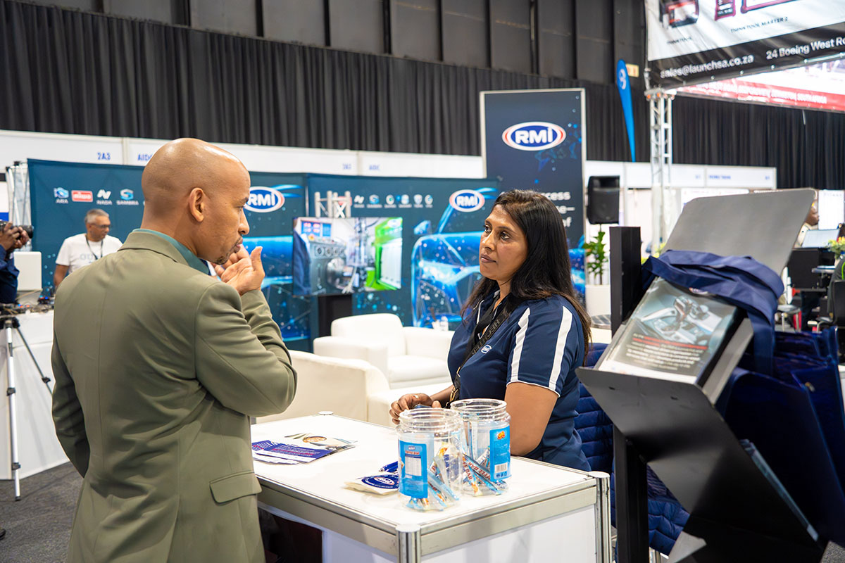 2025-automechanika-jhb_627people-100People-100